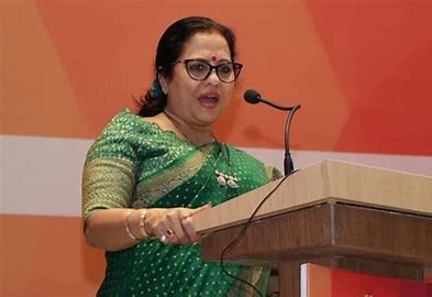 नायलॉन मांजा संदर्भात आमदार देवयानी फरांदे आक्रमक  रस्त्यावर उतरून कारवाई करण्याचा दिला इशारा